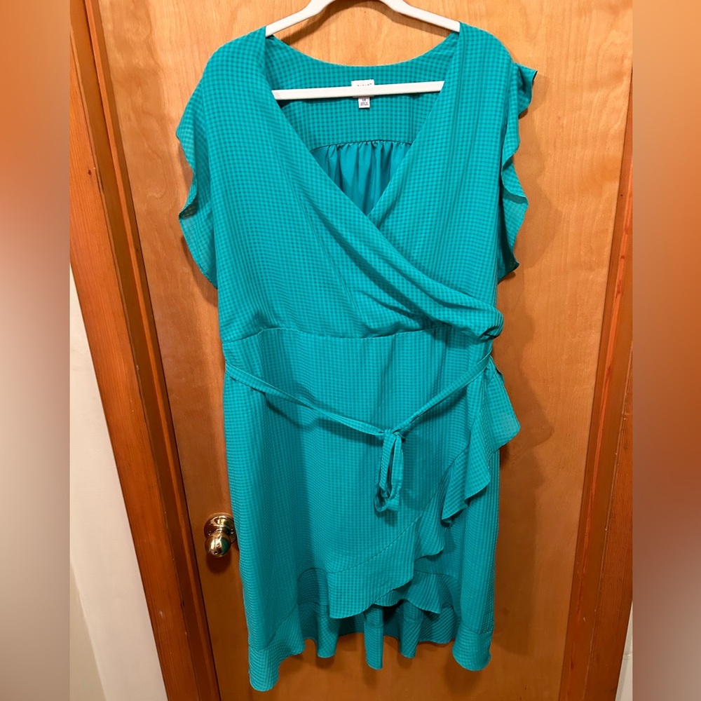 A New Day 1X green faux wrap dress